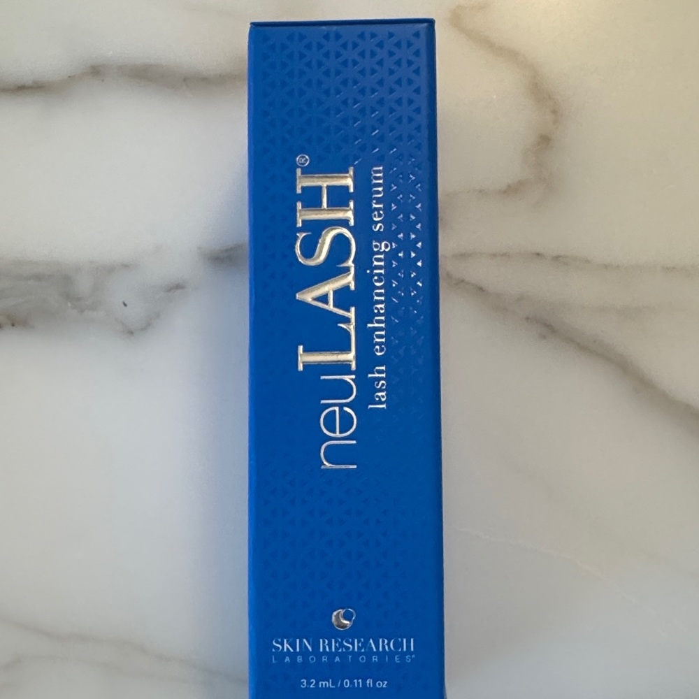 Lash Enhancing Serum - Blue